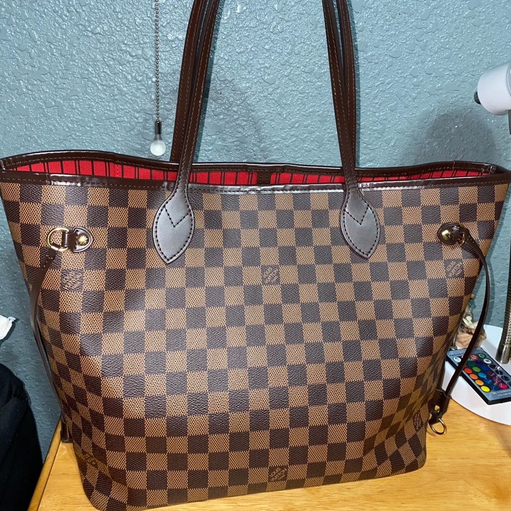 Louis Vuitton Neverfull MM